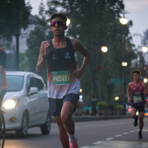 Race photo from BAUR RUN 2025