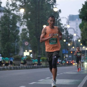 Race photo from BAUR RUN 2025