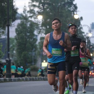 Race photo from BAUR RUN 2025