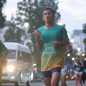 Race photo from BAUR RUN 2025