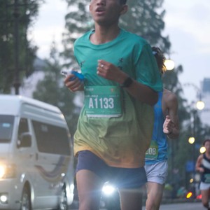 Race photo from BAUR RUN 2025
