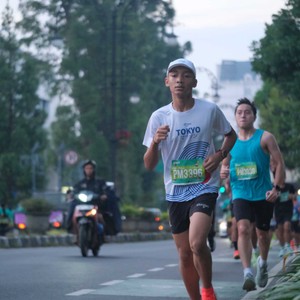 Race photo from BAUR RUN 2025