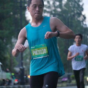 Race photo from BAUR RUN 2025