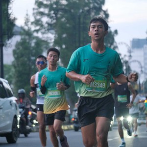Race photo from BAUR RUN 2025
