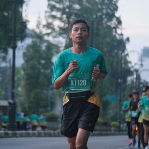 Race photo from BAUR RUN 2025