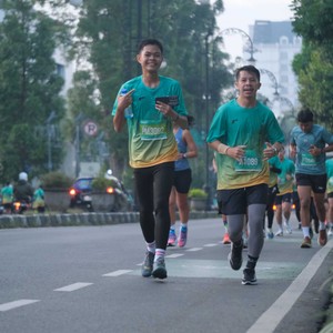 Race photo from BAUR RUN 2025