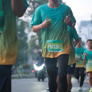 Race photo from BAUR RUN 2025