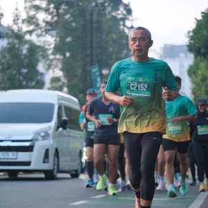 Race photo from BAUR RUN 2025