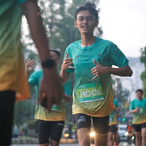 Race photo from BAUR RUN 2025