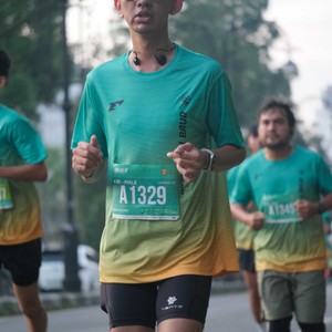 Race photo from BAUR RUN 2025