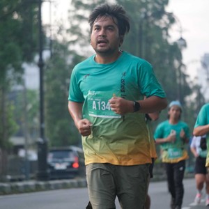 Race photo from BAUR RUN 2025