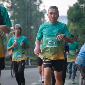 Race photo from BAUR RUN 2025