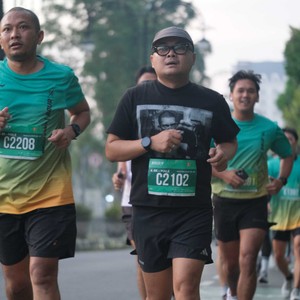 Race photo from BAUR RUN 2025