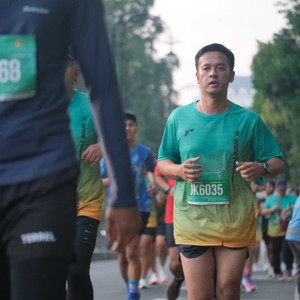 Race photo from BAUR RUN 2025