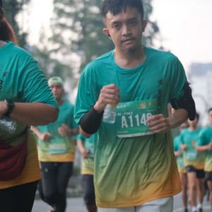 Race photo from BAUR RUN 2025