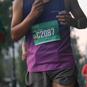 Race photo from BAUR RUN 2025