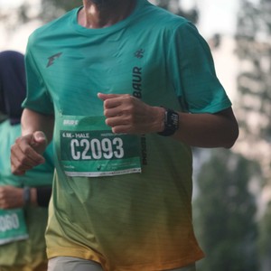 Race photo from BAUR RUN 2025