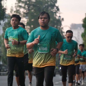 Race photo from BAUR RUN 2025