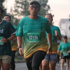 Race photo from BAUR RUN 2025