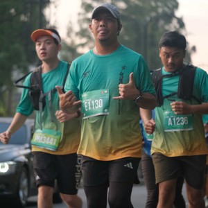 Race photo from BAUR RUN 2025