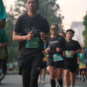 Race photo from BAUR RUN 2025