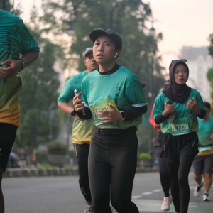 Race photo from BAUR RUN 2025