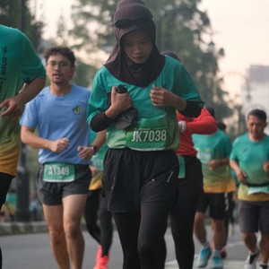 Race photo from BAUR RUN 2025