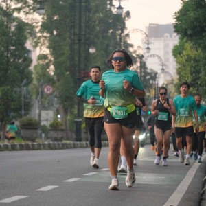 Race photo from BAUR RUN 2025