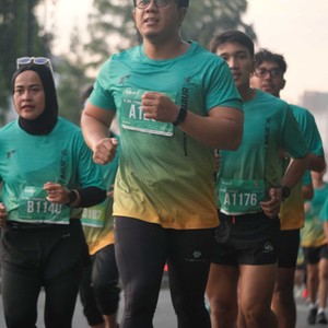 Race photo from BAUR RUN 2025