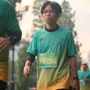 Race photo from BAUR RUN 2025