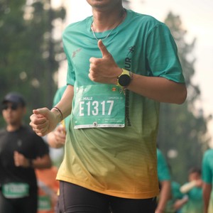 Race photo from BAUR RUN 2025