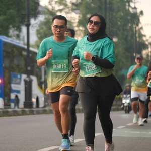 Race photo from BAUR RUN 2025