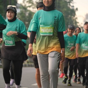 Race photo from BAUR RUN 2025