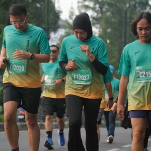 Race photo from BAUR RUN 2025