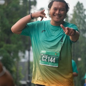 Race photo from BAUR RUN 2025