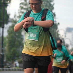 Race photo from BAUR RUN 2025