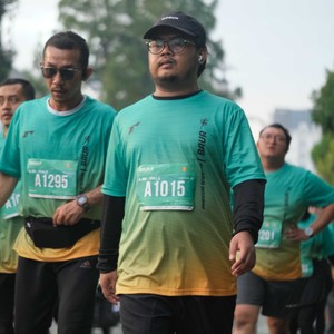 Race photo from BAUR RUN 2025