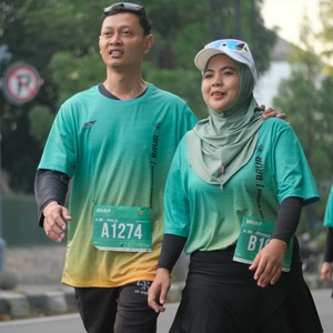 Race photo from BAUR RUN 2025