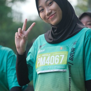 Race photo from BAUR RUN 2025