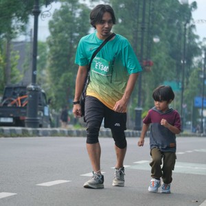 Race photo from BAUR RUN 2025