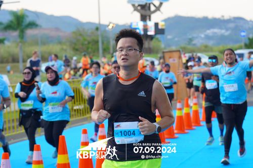 Race photo from KBP City Run 2024