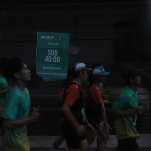 Race photo from BAUR RUN 2025