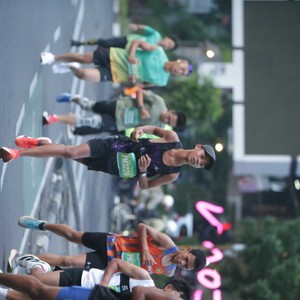 Race photo from BAUR RUN 2025