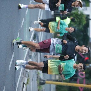 Race photo from BAUR RUN 2025
