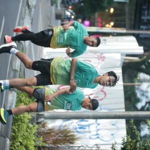 Race photo from BAUR RUN 2025