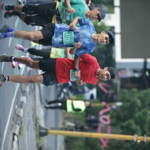 Race photo from BAUR RUN 2025
