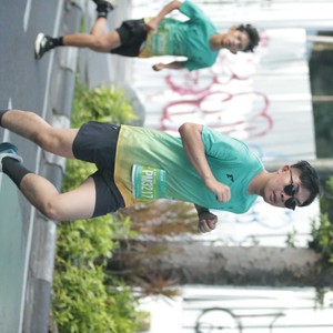 Race photo from BAUR RUN 2025