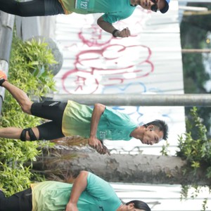 Race photo from BAUR RUN 2025