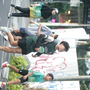 Race photo from BAUR RUN 2025