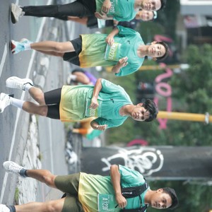 Race photo from BAUR RUN 2025